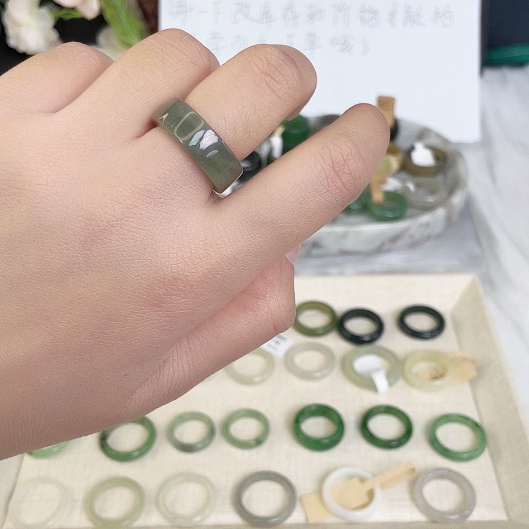 未镶嵌戒指和田玉（糖玉）D21灰绿色直切17.5不退换