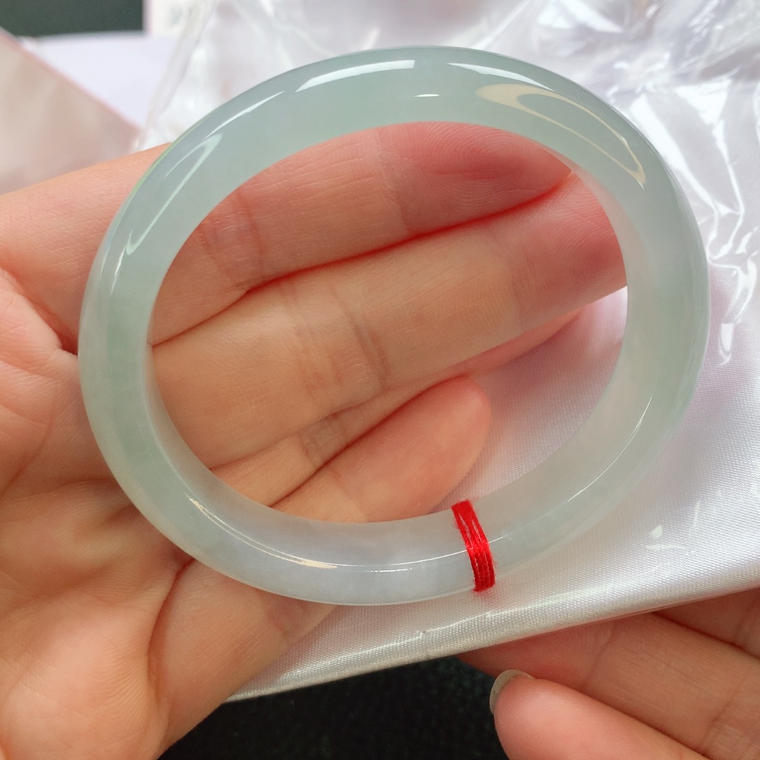 翡翠手镯未镶嵌54.8贵妃