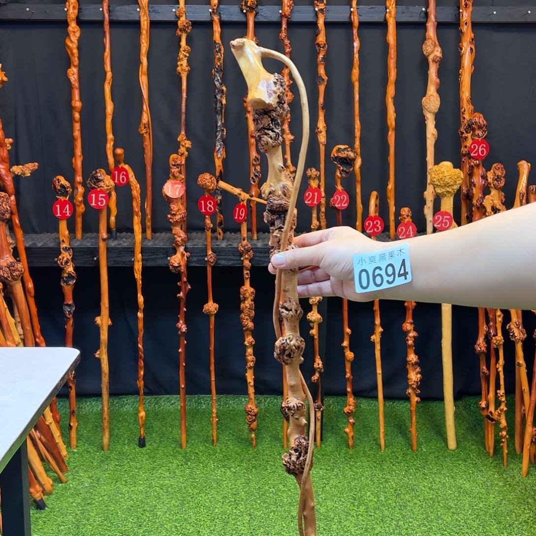 换***字黑果木拐杖手把件694