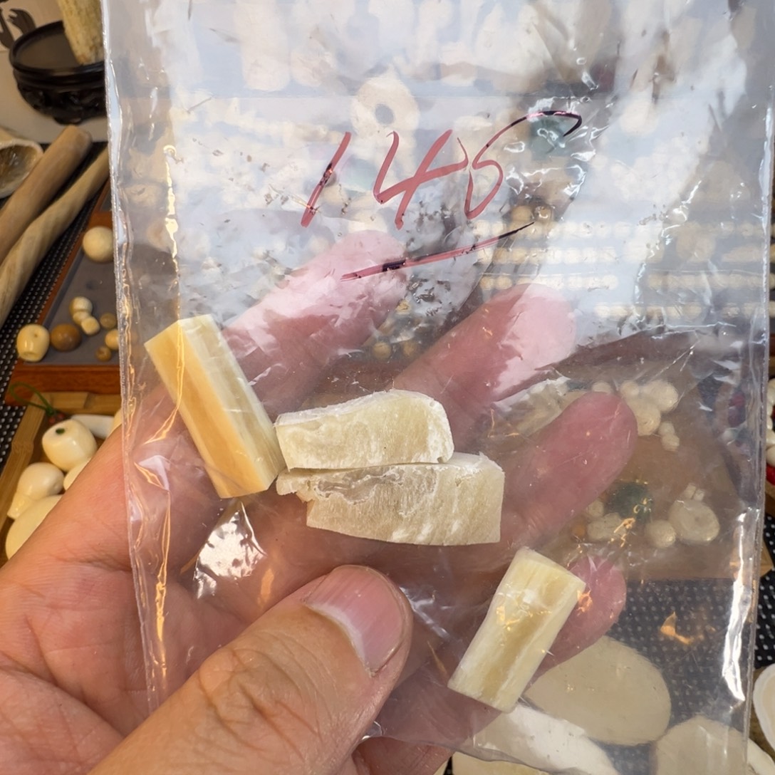 树脂制品特价处理