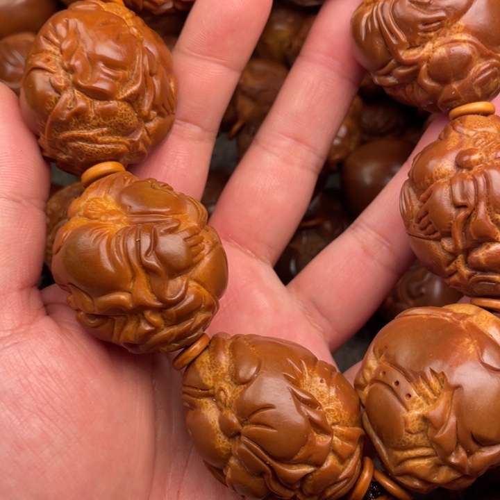 恍***世橄榄核吊坠橄榄核