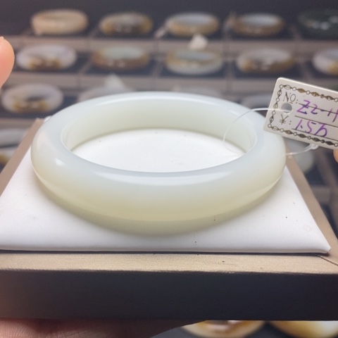 和田玉（白玉）手镯未镶嵌