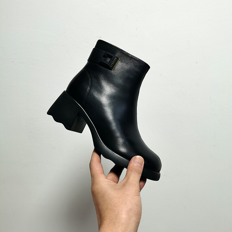 555头层羊皮加绒短靴时尚真皮女鞋