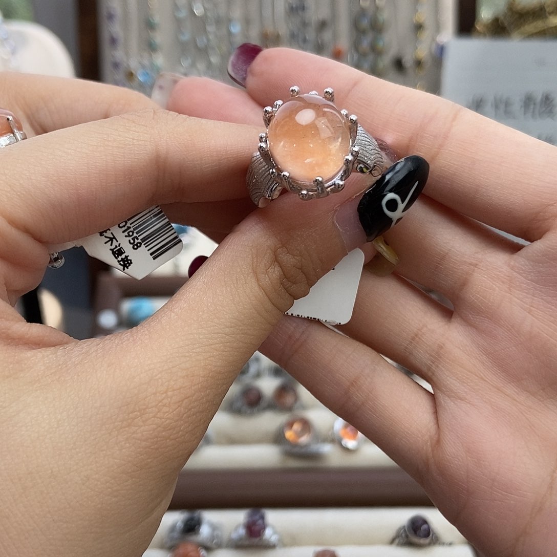 水晶戒指银S925镶嵌晚**女兔毛350