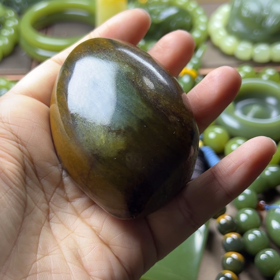 岫岩河磨玉（透闪石质玉）未镶嵌挂件