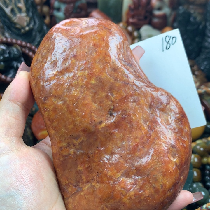 透闪石质玉未镶嵌珠宝奇石