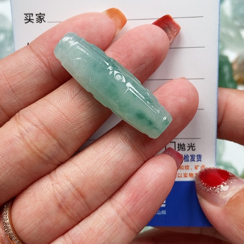 【闪购商品】翡翠颈饰未镶嵌天竺