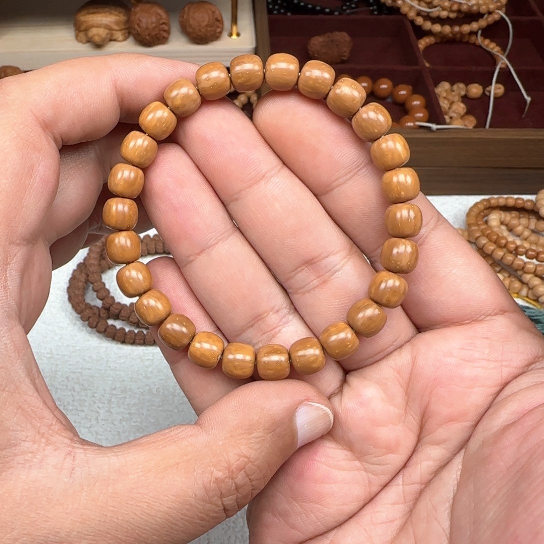 紫金鼠手串实心 老型 尺寸0.88*0.77 原色