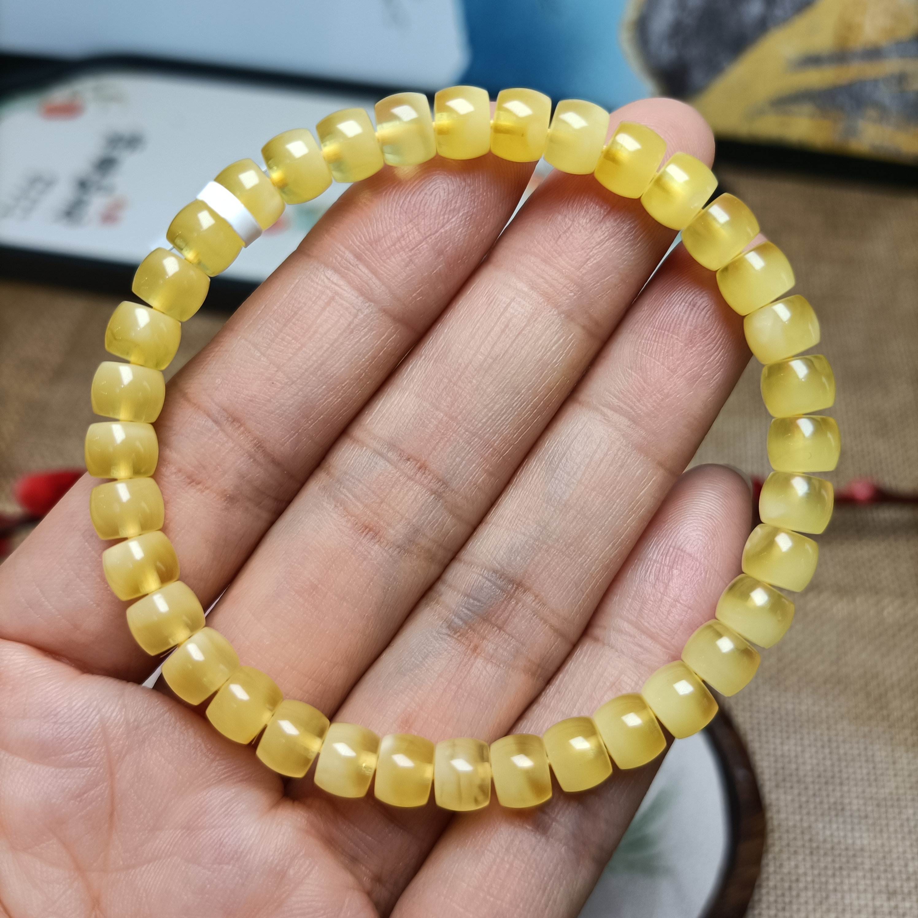 6.2直切蜜蜡手串~俄料原矿~纯色聚宝盆纹理~5173