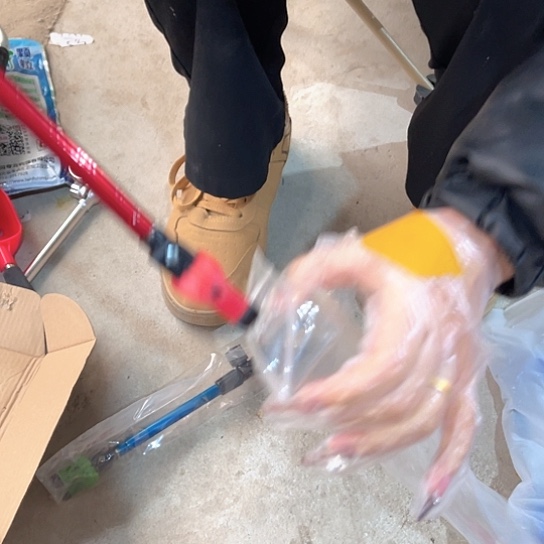 福利款小后挂随机发三个。   