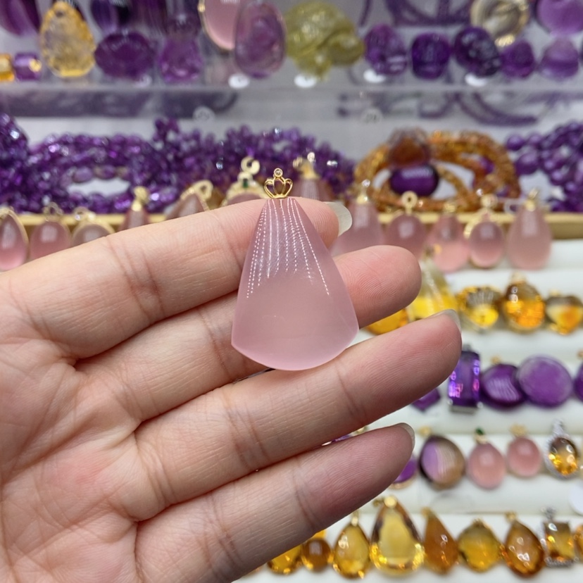 【闪购商品】水晶水晶吊坠18K金镶嵌