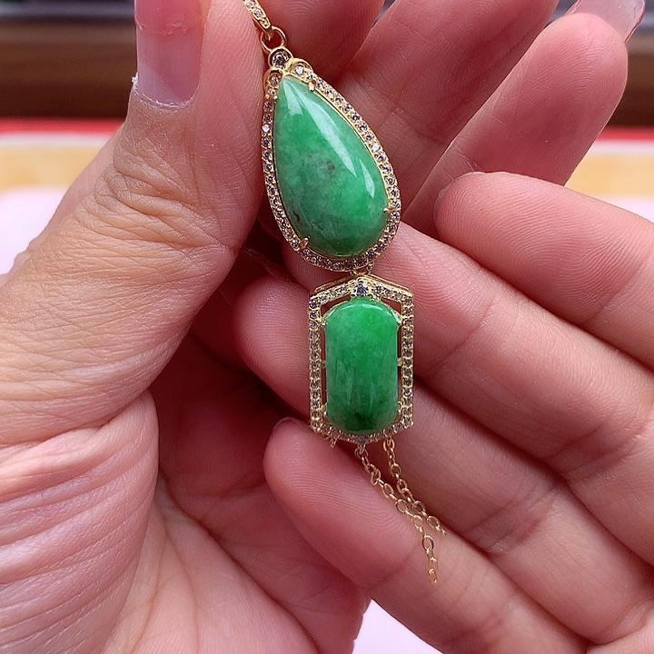 翡翠颈饰银S925镶嵌翡翠