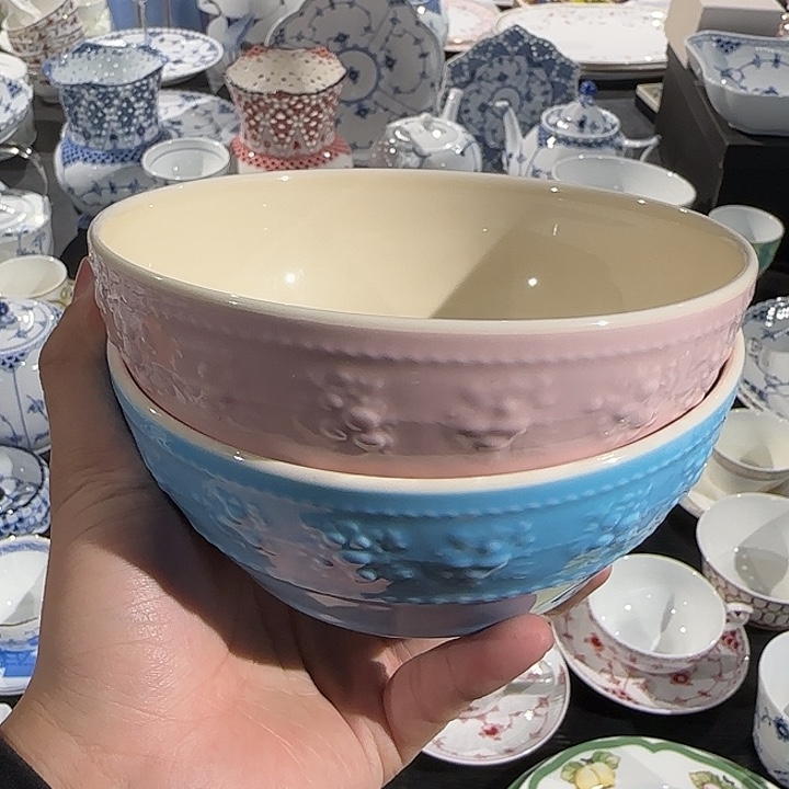 两个面碗面碗面碗