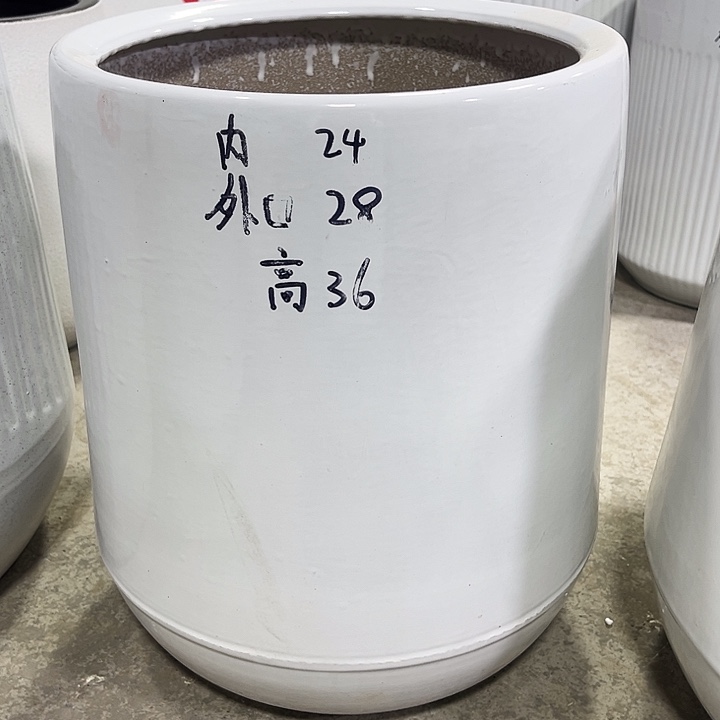 陶瓷花盆大号一个