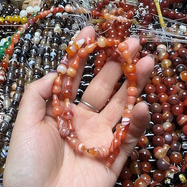 佛***乐玛瑙/玉髓未镶嵌珠宝半成品29