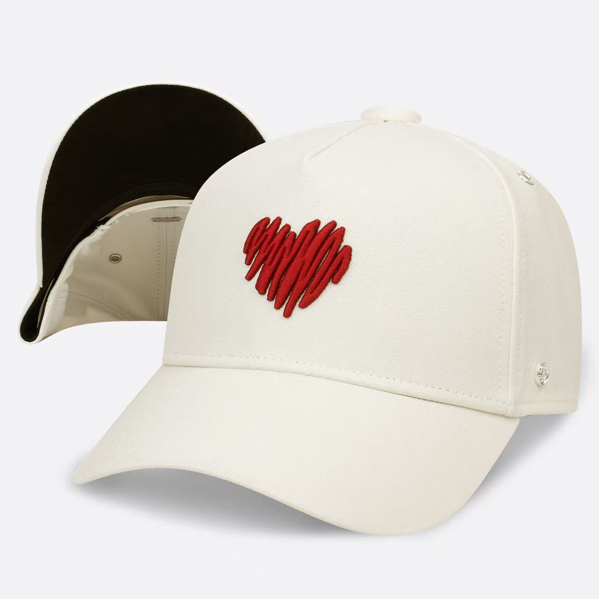 SWOFCARE/思沃福[明星同款]白色双心LOVE刺绣帽子卡车棒球帽