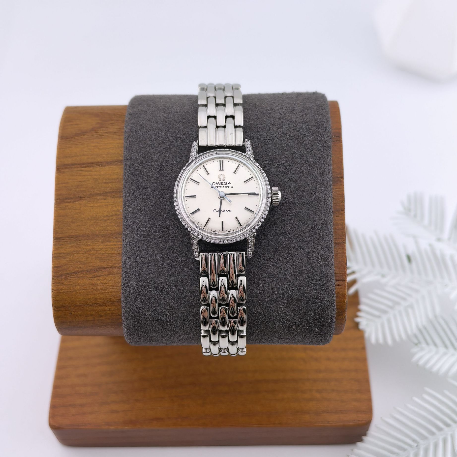 95新 Omega/欧米茄  中古欧米茄女表/自动机械/表经21mm/02114