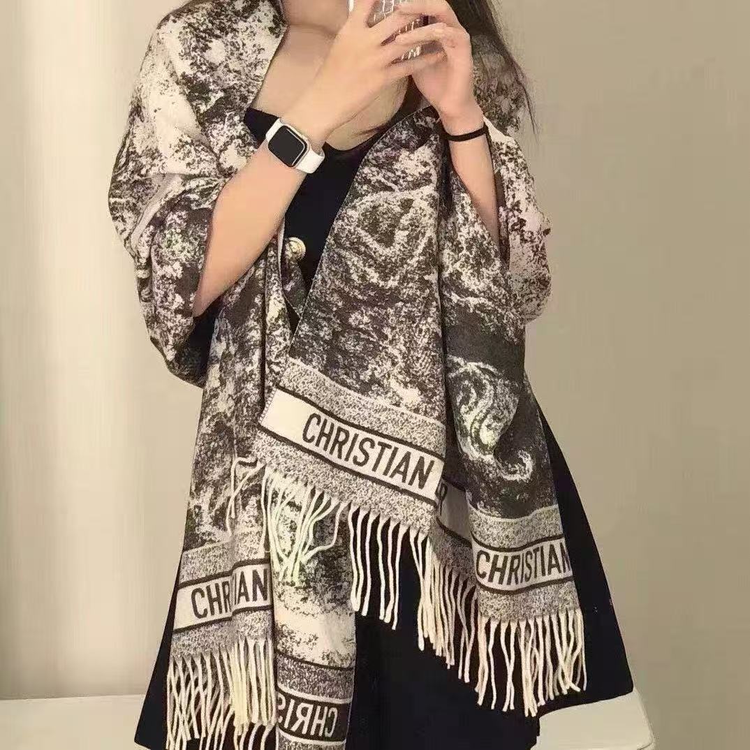 民族风四季通用保暖水墨画披肩流苏薄款大方女士百搭