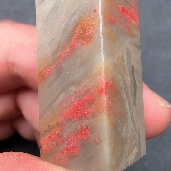 昌化鸡血石昌化鸡血石