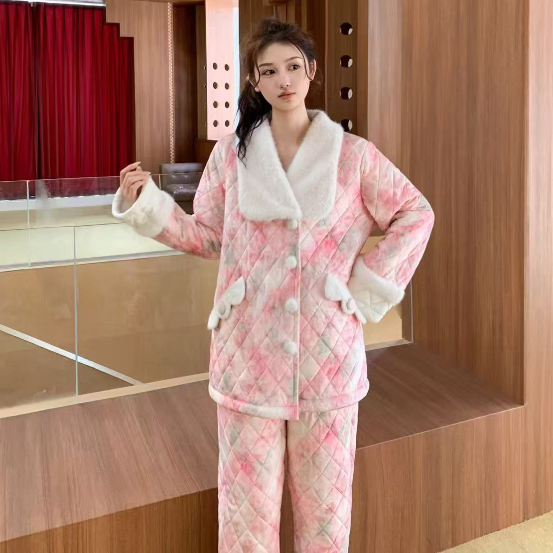 原艾慕优.原沐映雪相悦.加厚夹棉大翻领可外穿家居服