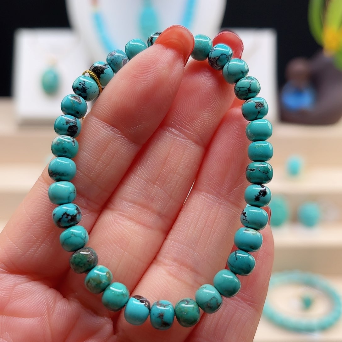 绿松石配饰未镶嵌