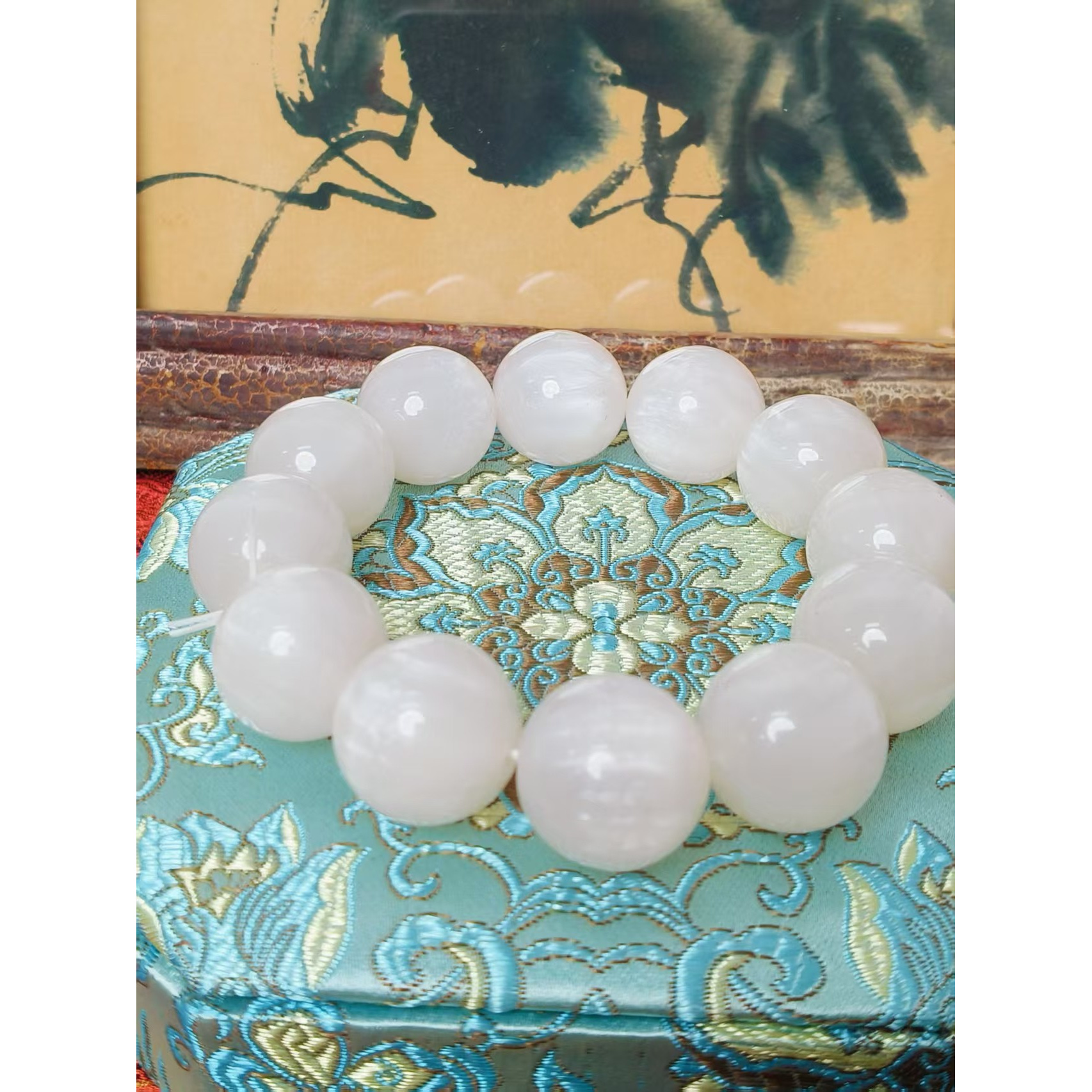 陆国风复古云母手串