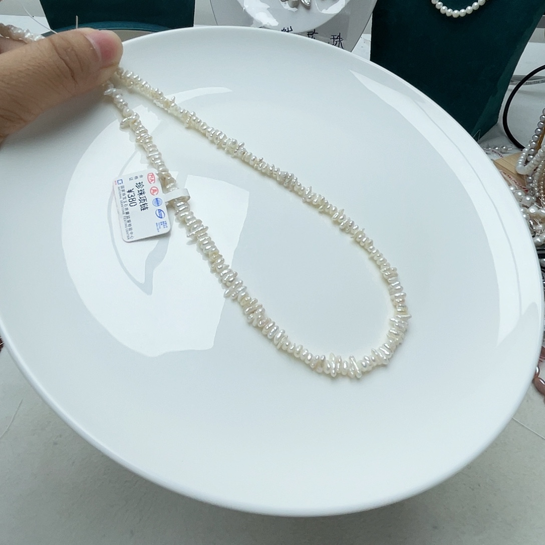 颈饰未镶嵌淡水珍珠