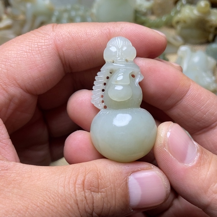 和田玉未镶嵌挂件