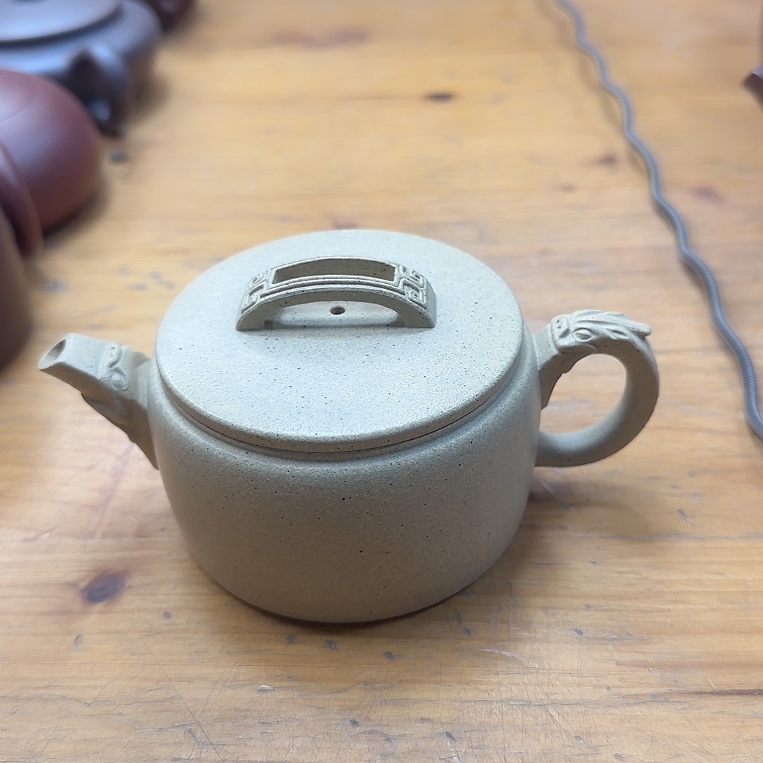 紫砂茶壶民间手艺人全手工制作