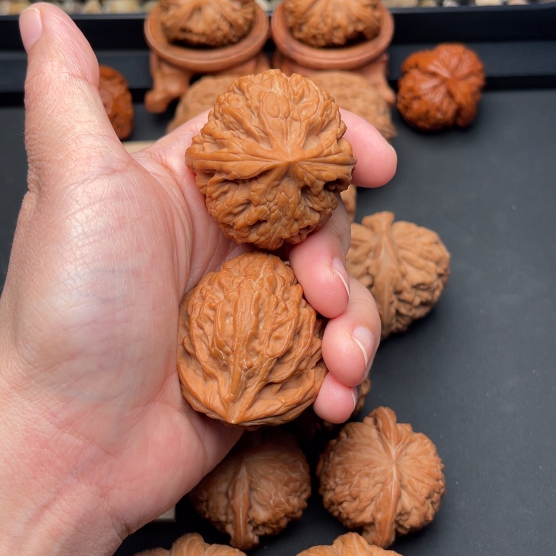 小***0桃核把件红锦鲤25.440