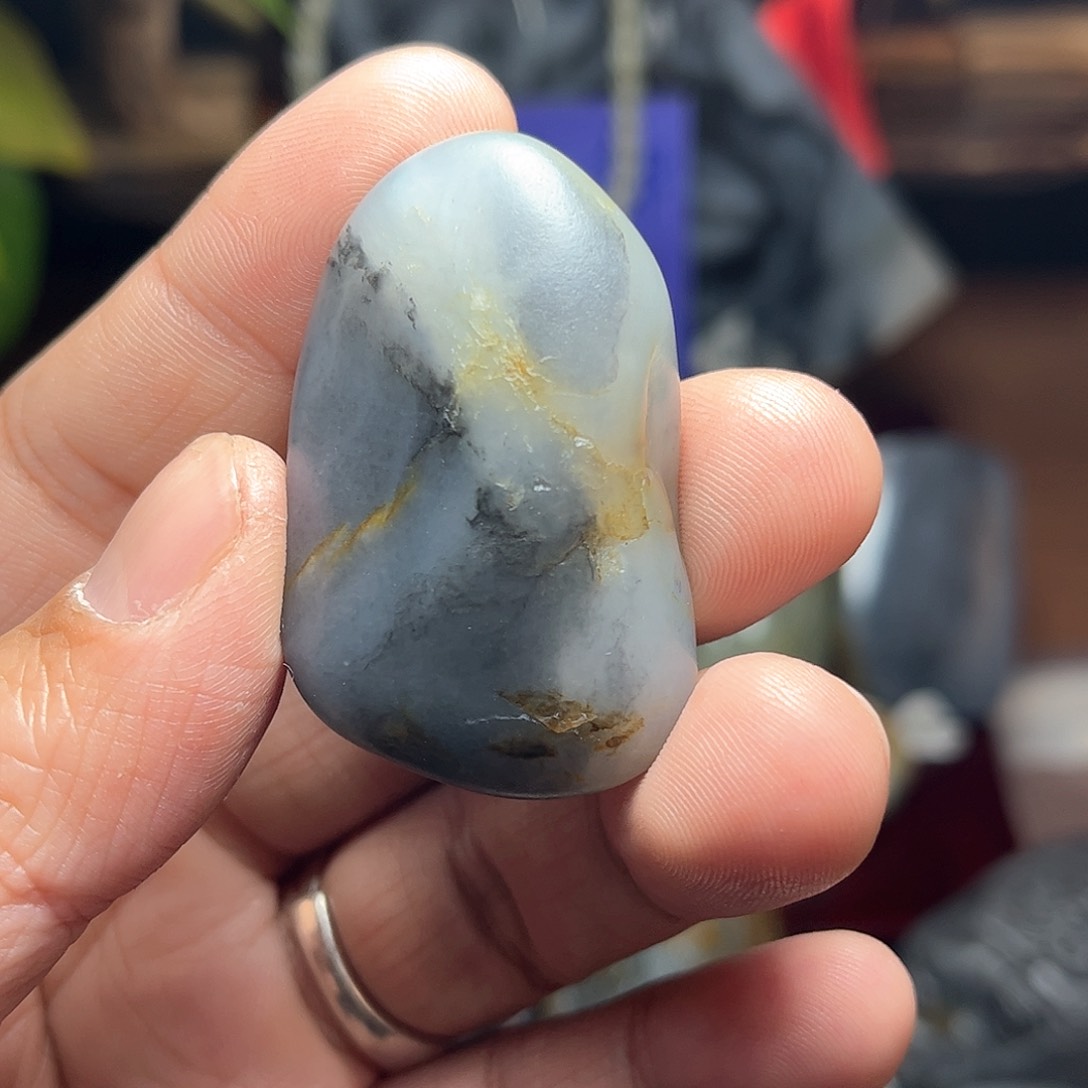 和田玉颈饰未镶嵌微*