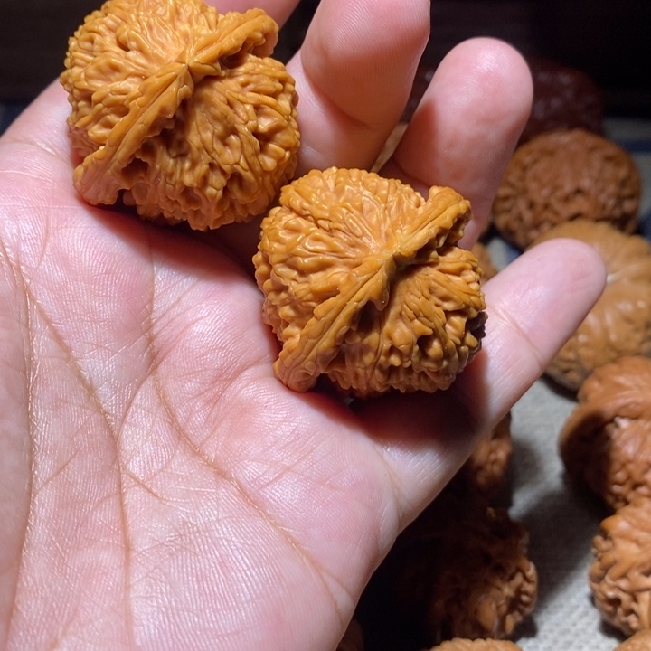 勿***安把件文玩核桃核桃