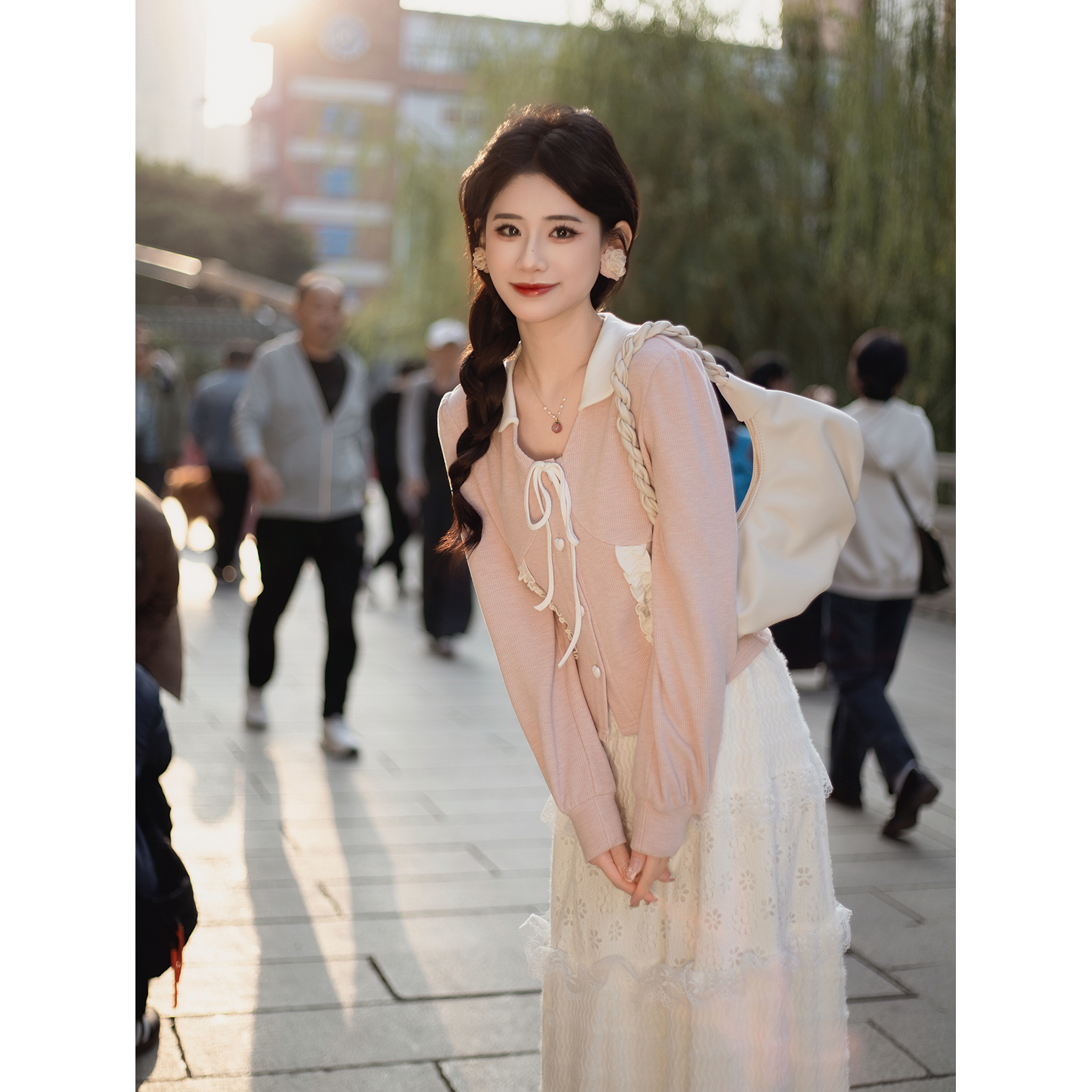 张嘉圆  25春款气质复古港风长袖百搭复古长袖毛织衫#1381