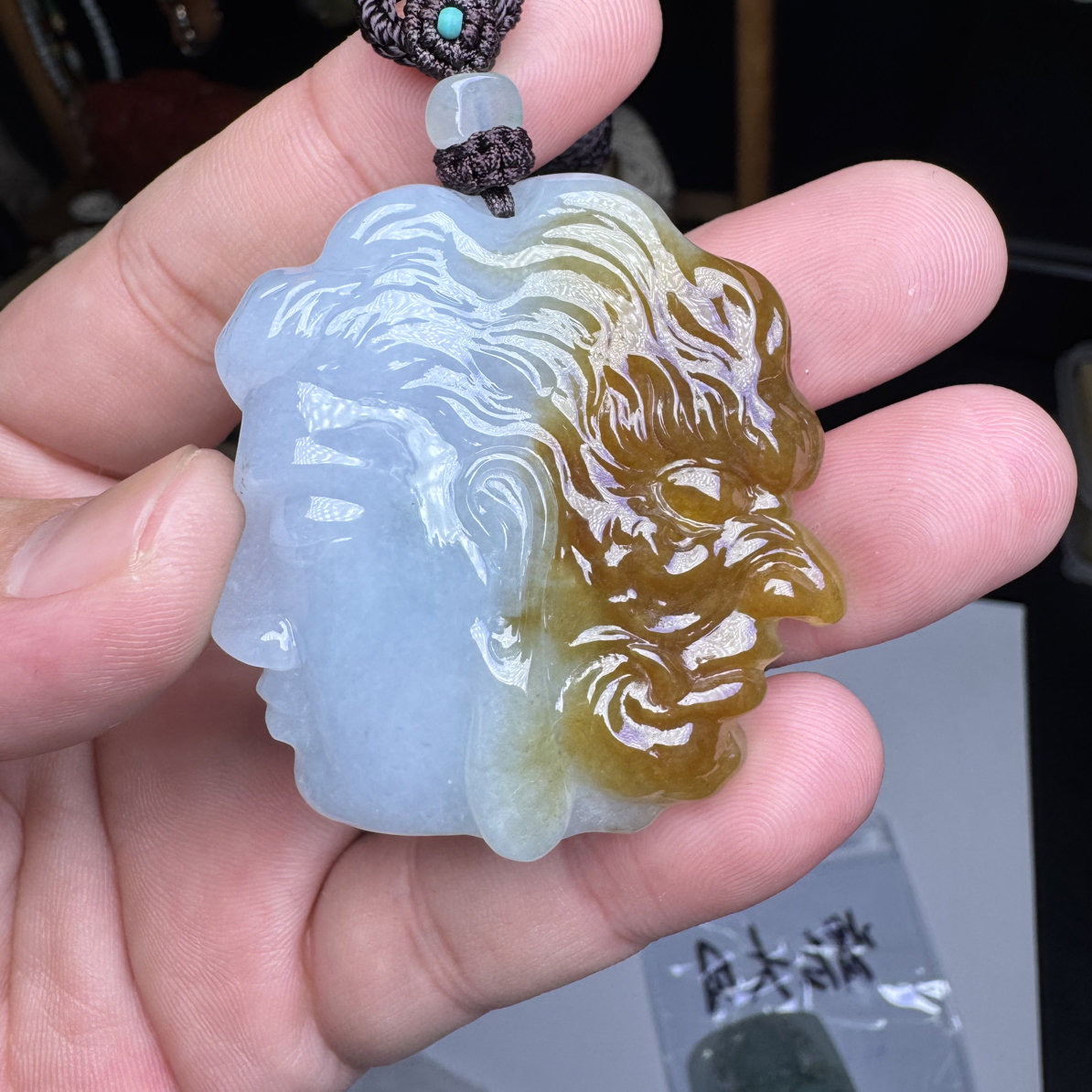孤品双色翡翠佛魔一念之间