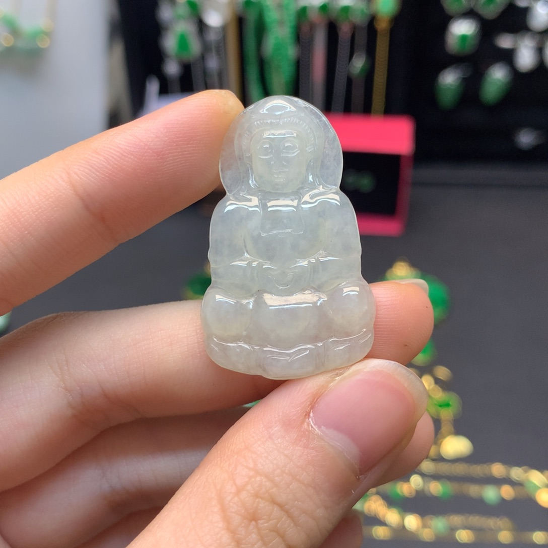 翡翠未镶嵌颈饰有纹裂