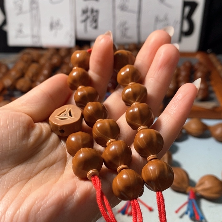 手串橄榄核4131精品蒜头南山小红铁14+2颗