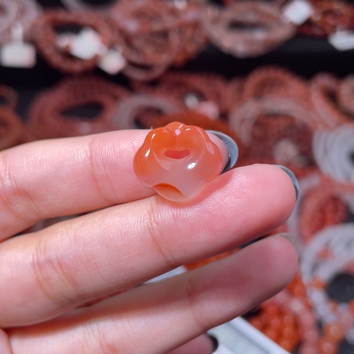 南红玛瑙未镶嵌祥云锁1829