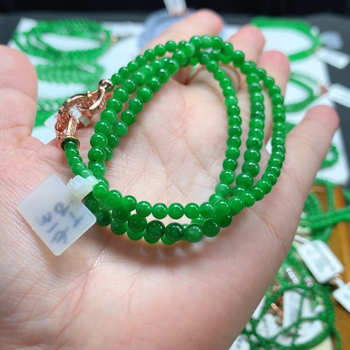翡翠未镶嵌手链翡翠