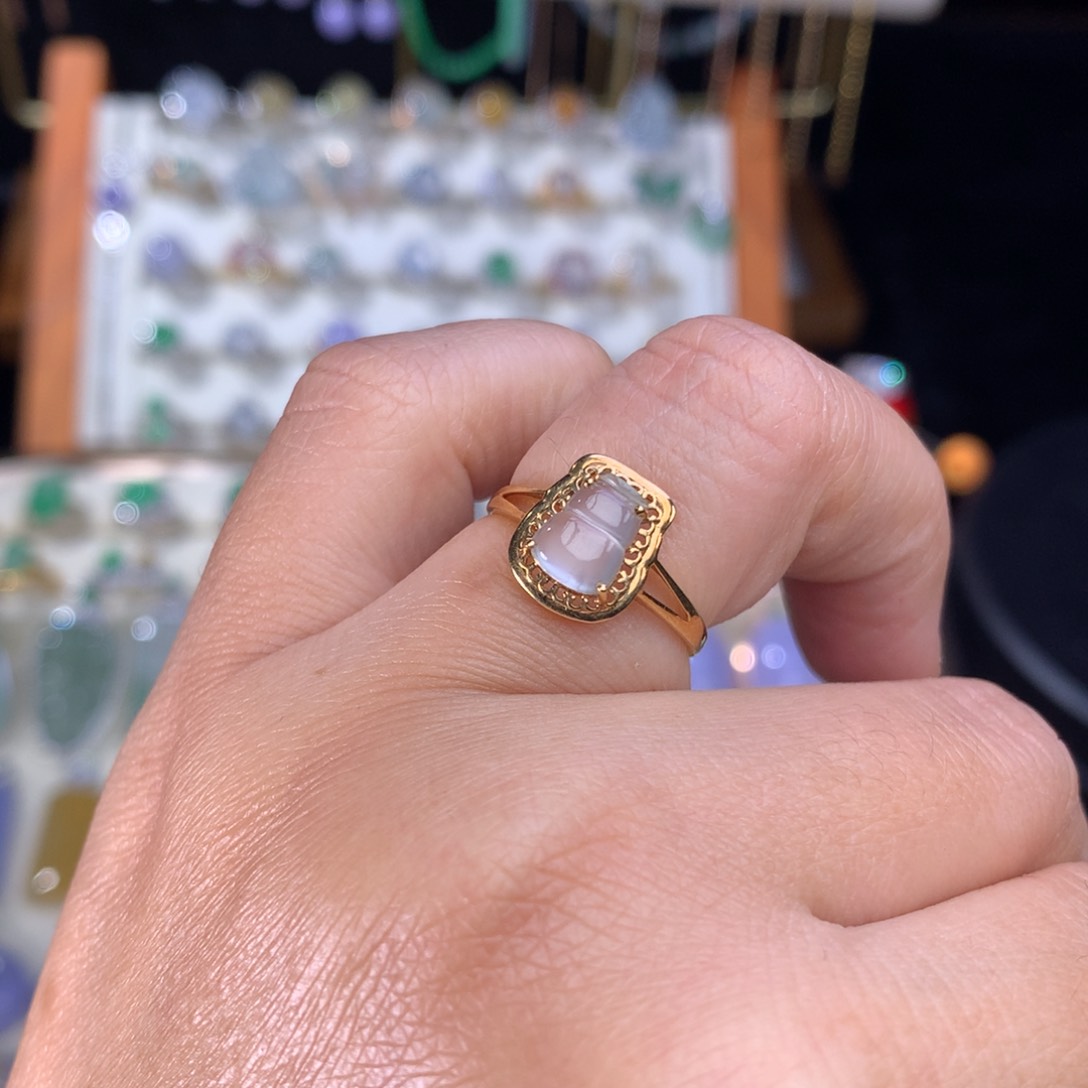 翡翠戒指18K金镶嵌葫芦戒指