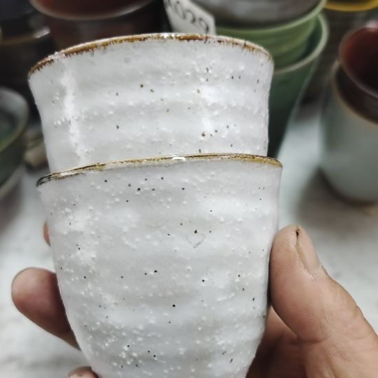 瓷片五厂，七厂各种摆件，瓷片，均有瑕疵！