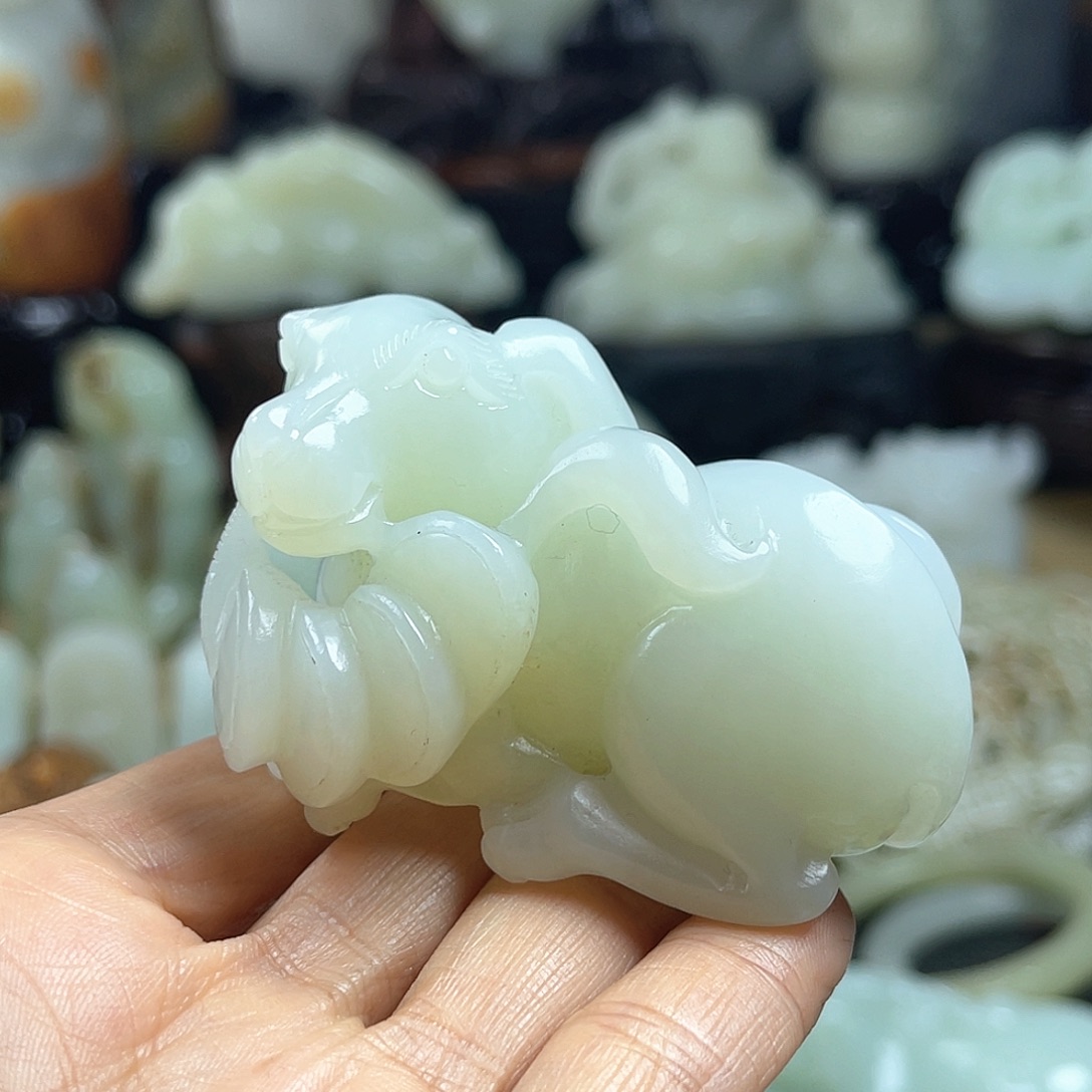 用***4和田玉（糖玉）未镶嵌挂件