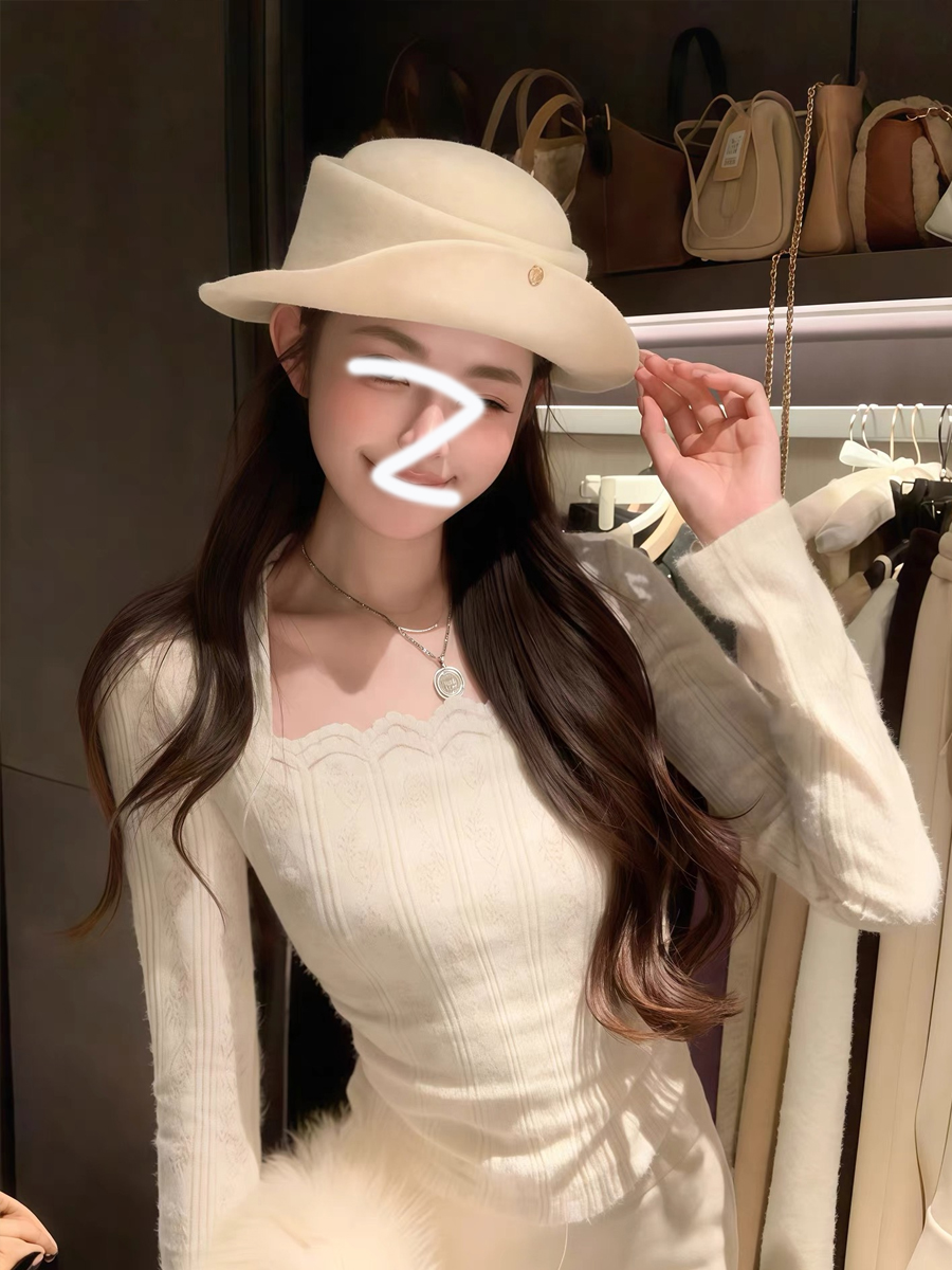 秋冬气质设计感蕾丝上衣韩女纯欲辣妹复古修身显瘦内搭长袖打底衫