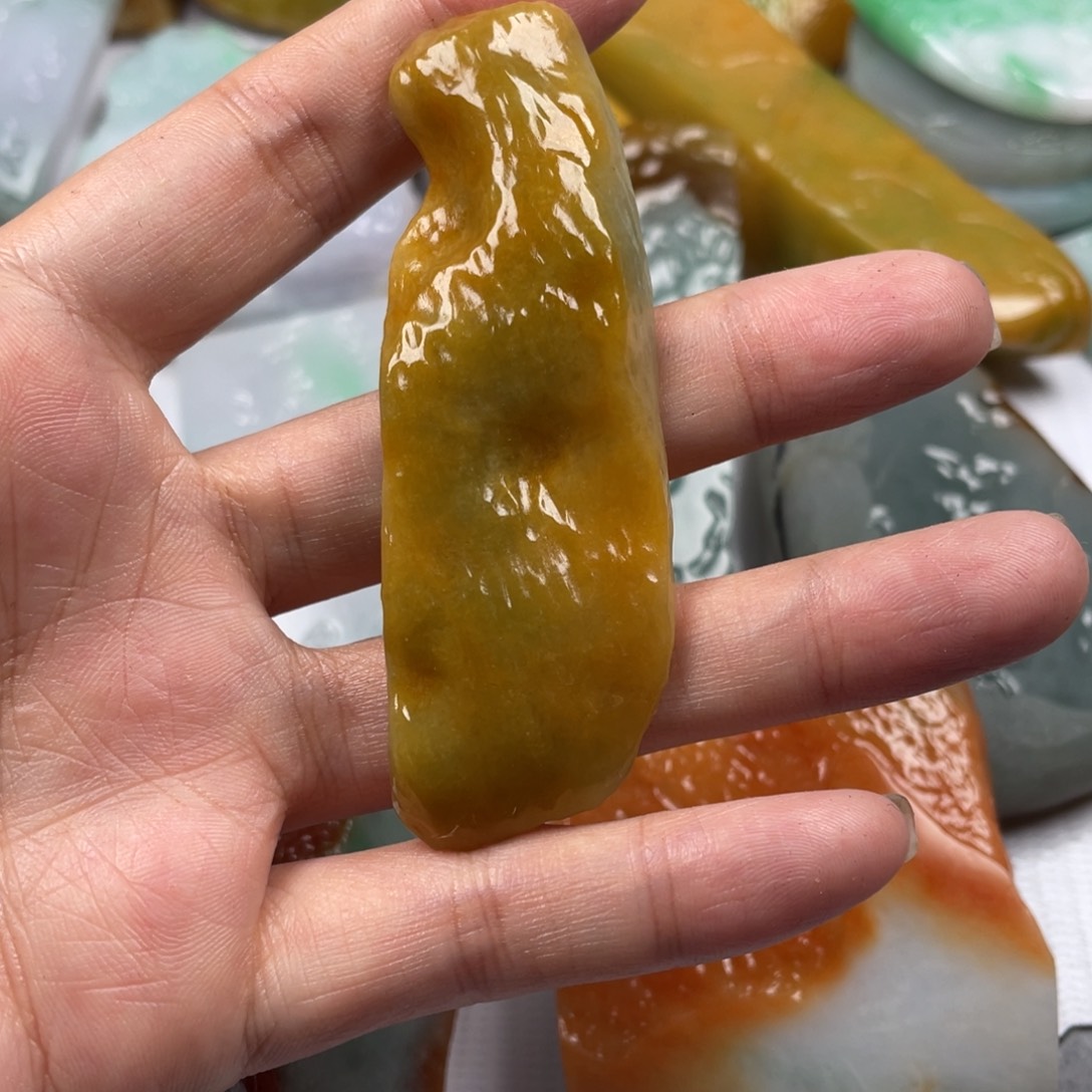 【闪购商品】翡翠颈饰未镶嵌翡翠