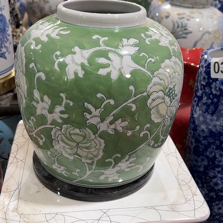 瓷片瑕。。。。。。。。。。。。。。