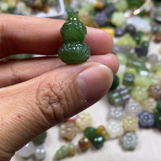 和田玉配件未镶嵌