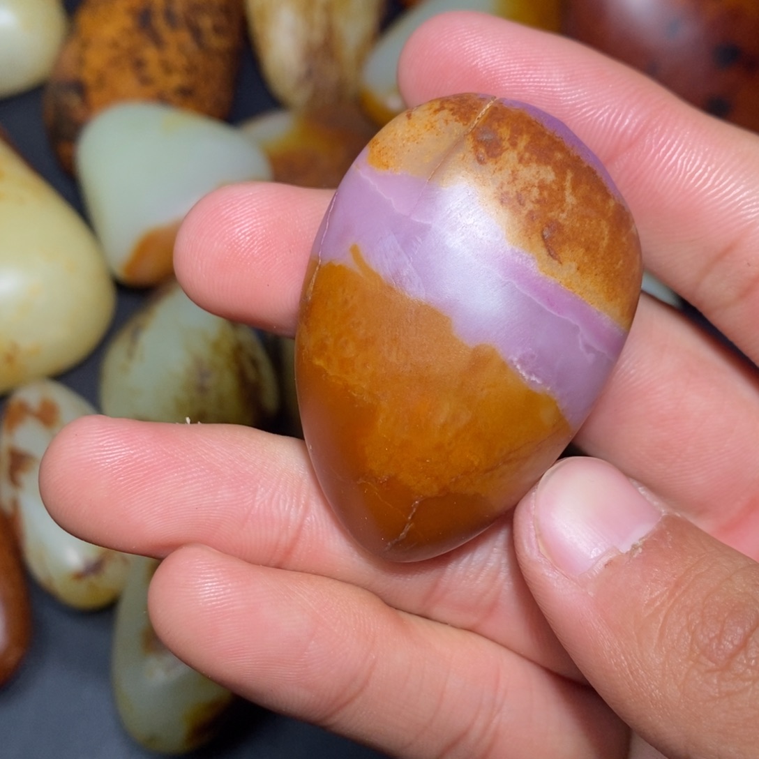 和田玉未镶嵌珠宝奇石