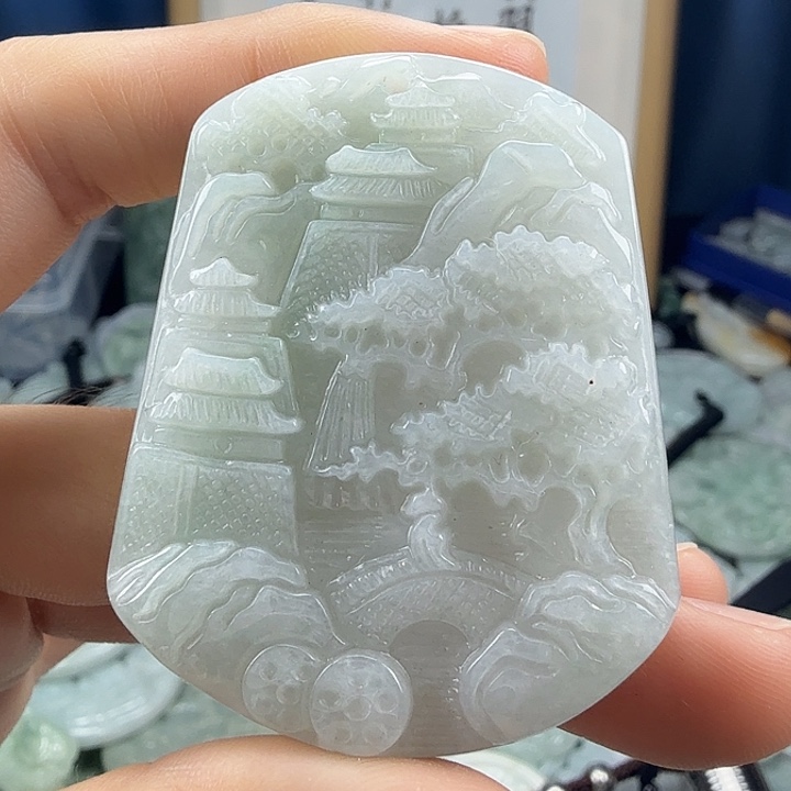 翡翠未镶嵌颈饰翡翠