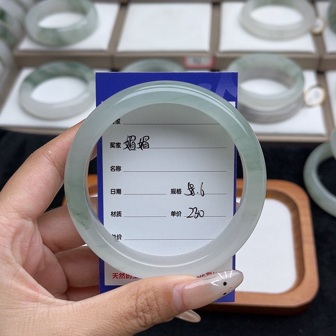 石英质玉（金丝玉）未镶嵌手镯