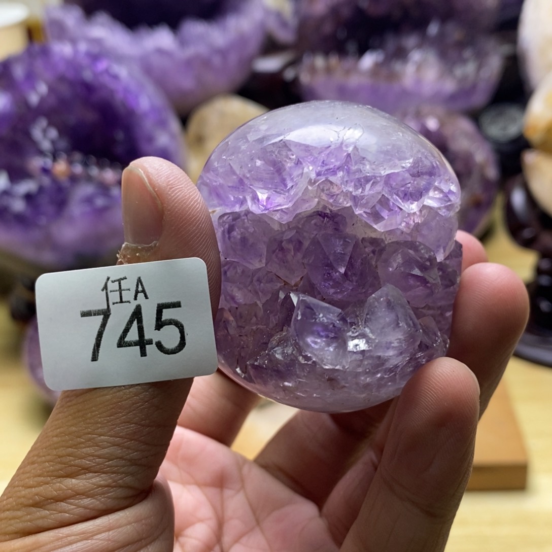 未镶嵌大型摆件（非配饰）水晶