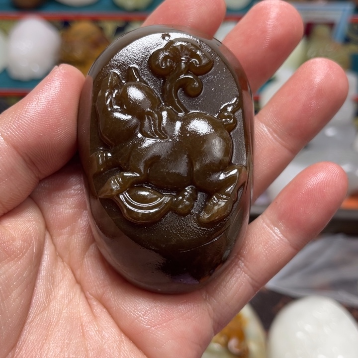 蓝***海石材方解石手把件不退换